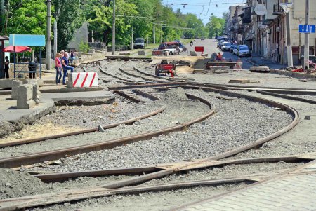  Дорожные мучения жителей поселка Котовского близки к окончанию (фоторепортаж)