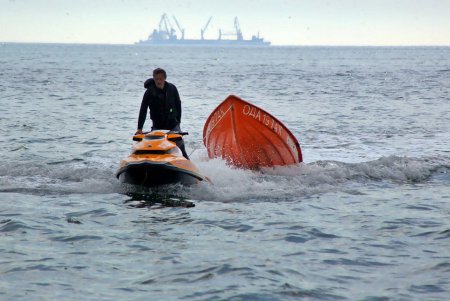 На «Ланжероне» водолазы спасли сразу полдюжины «утопающих» (фоторепортаж)