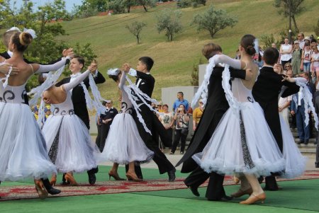 Пляжи Черноморска наградили «Голубым флагом» (фото)