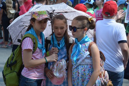  Мэр Одессы наградил  призами юных исследователей, краеведов, фотографов и художников (фото)