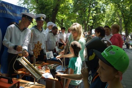Юных одесситов познакомили с миром полезных профессий (фото)