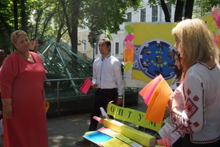Юных одесситов познакомили с миром полезных профессий (фото)