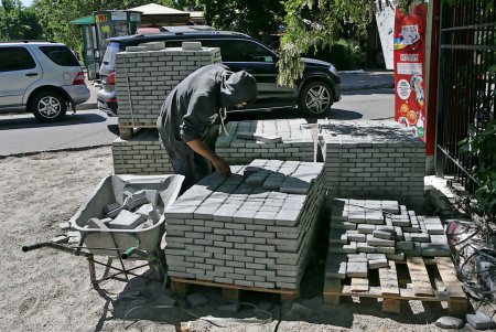 Французский бульвар переодевается и… оголяется (фоторепортаж) 