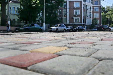Французский бульвар переодевается и… оголяется (фоторепортаж) 