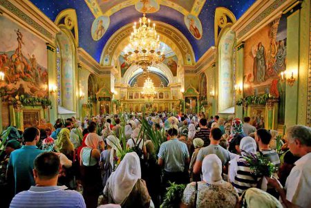 Одесситы празднуют Троицу (фоторепортаж)