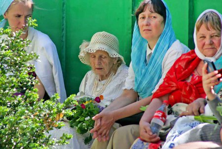 Одесситы празднуют Троицу (фоторепортаж)