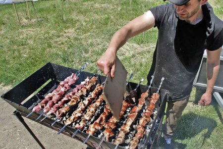 Накануне Троицы Грузия одесситам стала чуточку ближе и немножечко …вкусней (фоторепортаж)