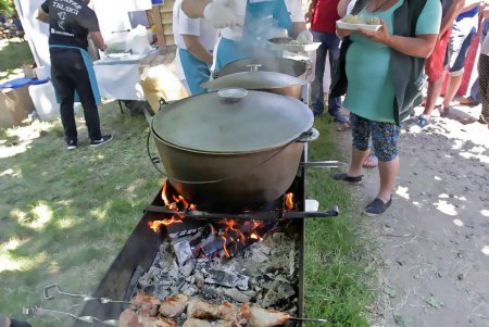 Накануне Троицы Грузия одесситам стала чуточку ближе и немножечко …вкусней (фоторепортаж)