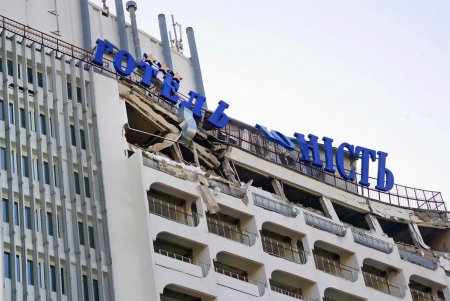 В одесской гостинице рухнул верхний этаж