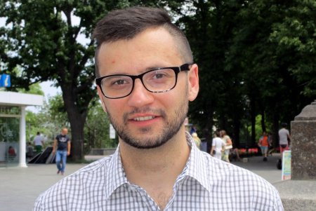 Одесситы у Дюка демонстрируют свои познания о Евросоюзе (фоторепортаж)