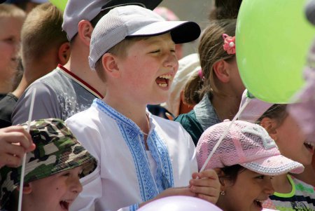 Для детей Пересыпи организовали красочный праздник (фоторепортаж) 
