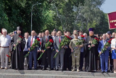 Одесситы почтили память жертв войны 1939-1945 годов в Украине (фото)