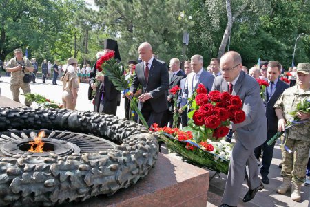 Одесситы почтили память жертв войны 1939-1945 годов в Украине (фото)