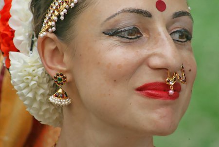 Главная улица Одессы принимала йоготерапию (фоторепортаж)