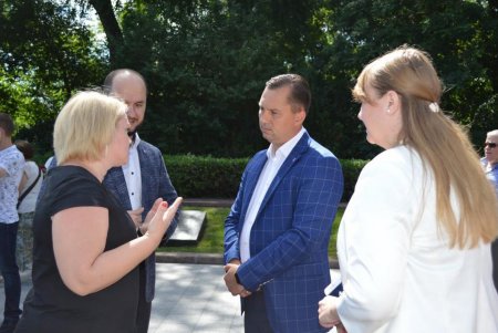 Генерал Головин держит на личном контроле нападение  на активисток платформы «Женщины за мир» (фото)