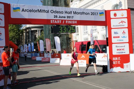В Одессу не просто хотят, а согласны бежать за бесконечным многообразием города (фоторепортаж)