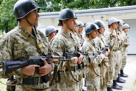 Новобранцы Военного лицея учатся азам профессии (фото)