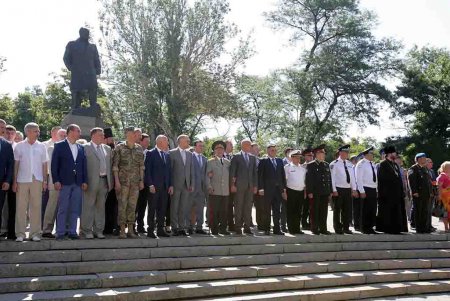 Официальные мероприятия ко Дню Конституции (фоторепортаж)