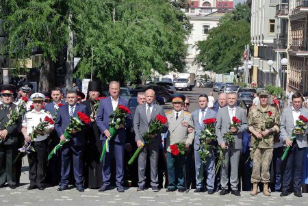Официальные мероприятия ко Дню Конституции (фоторепортаж)