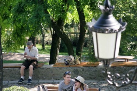 Новая достопримечательность Одессы как место круглосуточного паломничества (фоторепортаж)