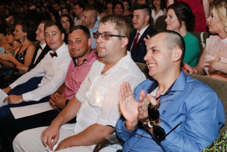 Почти 800 выпускников Одесского медуниверситета продолжат дело Гиппократа (фото)