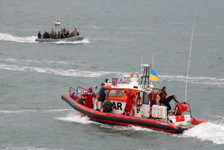Военный флот Украины отметил первые четверть века своей новейшей истории (фоторепортаж)