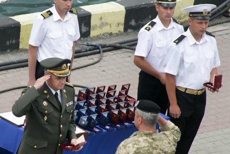 Военный флот Украины отметил первые четверть века своей новейшей истории (фоторепортаж)