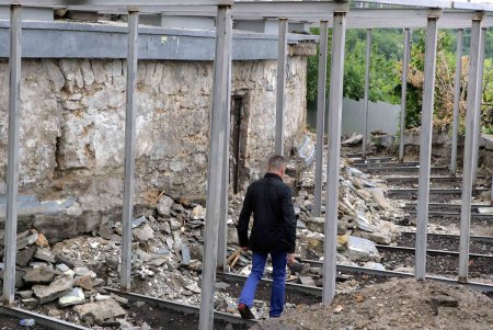 На Воронцовской колоннаде продолжаются реставрационные работы (фоторепортаж)