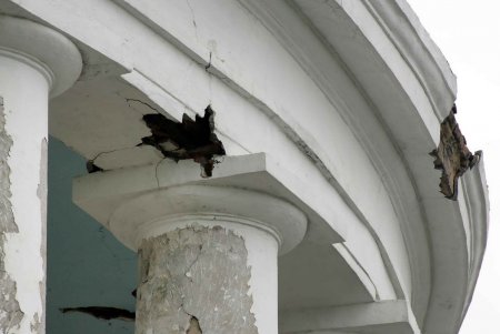 На Воронцовской колоннаде продолжаются реставрационные работы (фоторепортаж)
