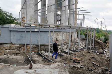 На Воронцовской колоннаде продолжаются реставрационные работы (фоторепортаж)