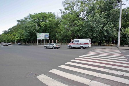 «Преображенский»: новая жизнь парка начинается от нового забора (фоторепортаж)