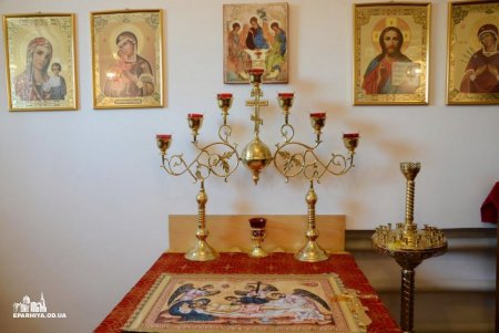 Клирики Одесской епархии по христиански проведали сидельцев СИЗО (фото)