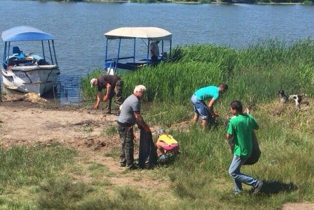 Жители Одесской области собрали более тонны мусора (фото)