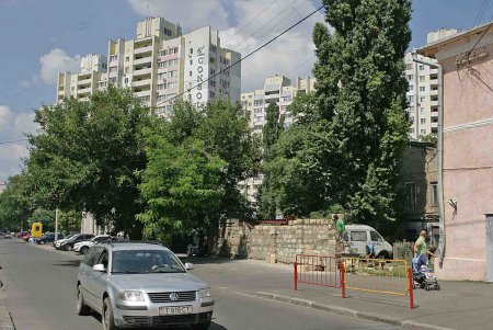 Возле одесских школ оборудованы «высокие» и безопасные пешеходные переходы (фоторепортаж) 