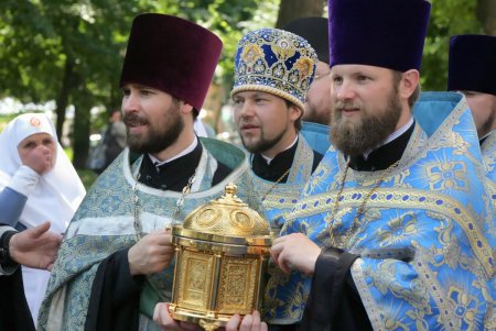В Одессе прошел Крестный ход (фоторепортаж) 