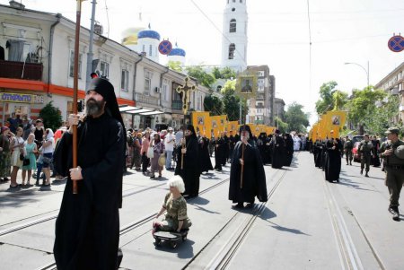 В Одессе прошел Крестный ход (фоторепортаж) 