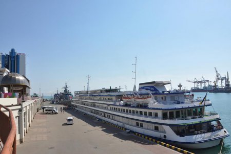 «Принцесса Днепра» позаботилась о культурном досуге для своих пассажиров (фото)