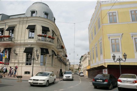 Воронцовский переулок преображается (фоторепортаж)