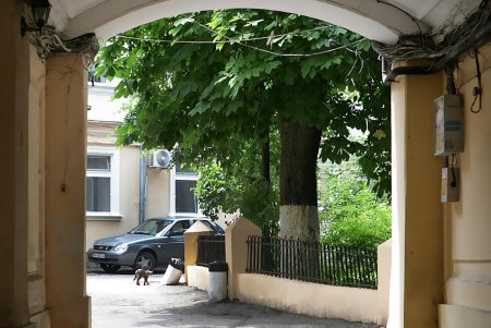 Воронцовский переулок преображается (фоторепортаж)