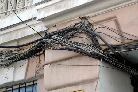 Кондиционеры с памятников архитектуры перенесут к Карлсону, который... (фоторепортаж)