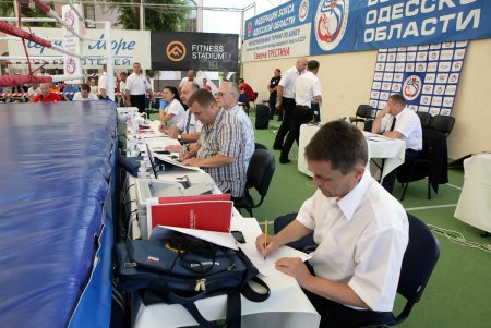 Боксеры из 11 стран «выясняют отношения» на одесском ринге (фоторепортаж)