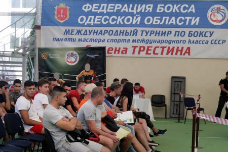 Боксеры из 11 стран «выясняют отношения» на одесском ринге (фоторепортаж)