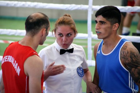 Боксеры из 11 стран «выясняют отношения» на одесском ринге (фоторепортаж)