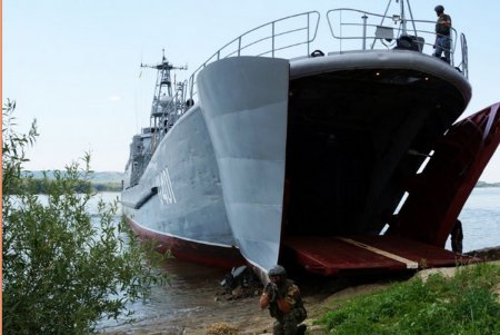 «Си-Бриз-2017» на Одесщине: десантирование на Дунае и освобождение аэропорта от «террористов»  (фото)
