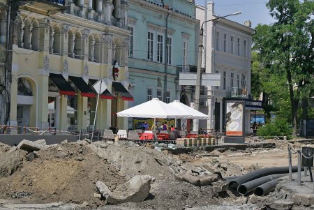 Сводка с театра капитального преображения Преображенской улицы (фоторепортаж)