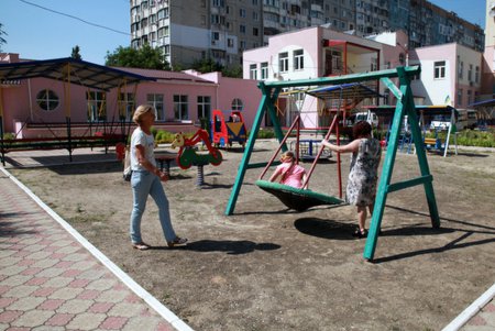 Вице-премьер Розенко высоко оценил в Одессе работу Городского реабилитационного центра (фото)