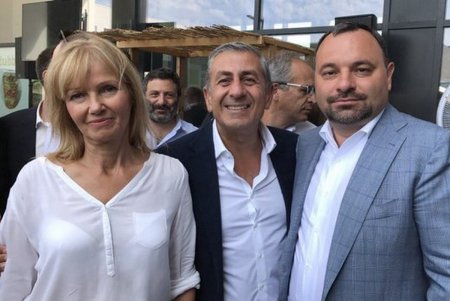 Марсель изучает приглашение на участие в программе «Одесса 5Т» (фото)