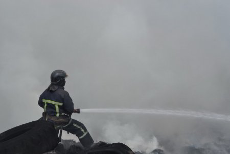 Пожар на бывшем заводе «Краян» (фото, видео)