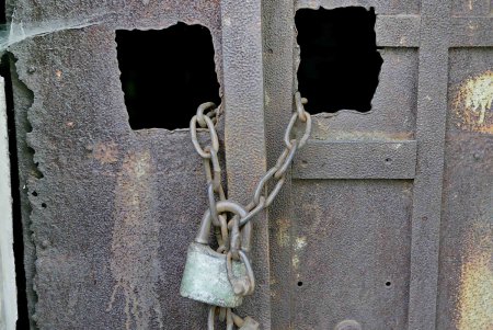Надмогильные сооружения старейшего на сегодня некрополя Одессы ждут инвентаризации (фоторепортаж)