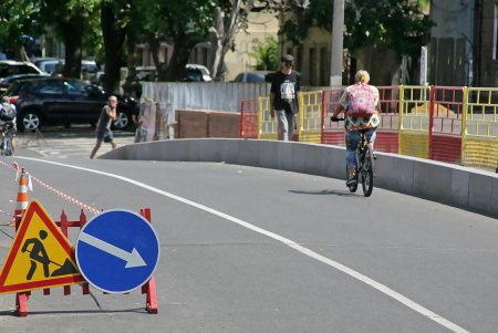 На мост Коцебу возвращаются родные «одежды» (фоторепортаж)